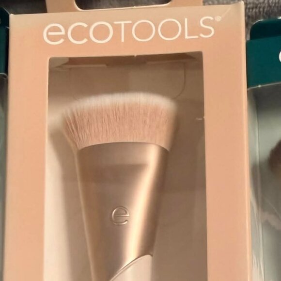 EcoTools Brush/Blender/Cleaner BUNDLE - BRAND NEW 9 brushes/1 blender/1 cleaner - Picture 4 of 8